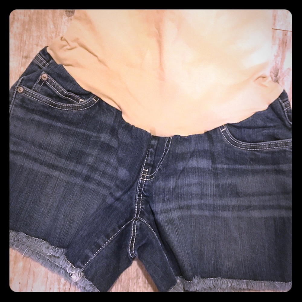 Maternity shorts medium